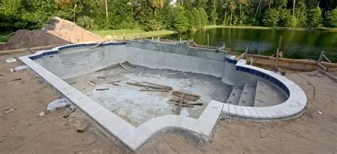 Cambio de forma o ampliación de piscina existente