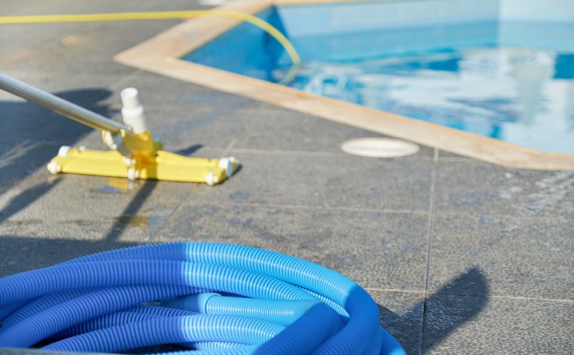 Eliminación de algas verdes en piscina con tratamiento de choque
